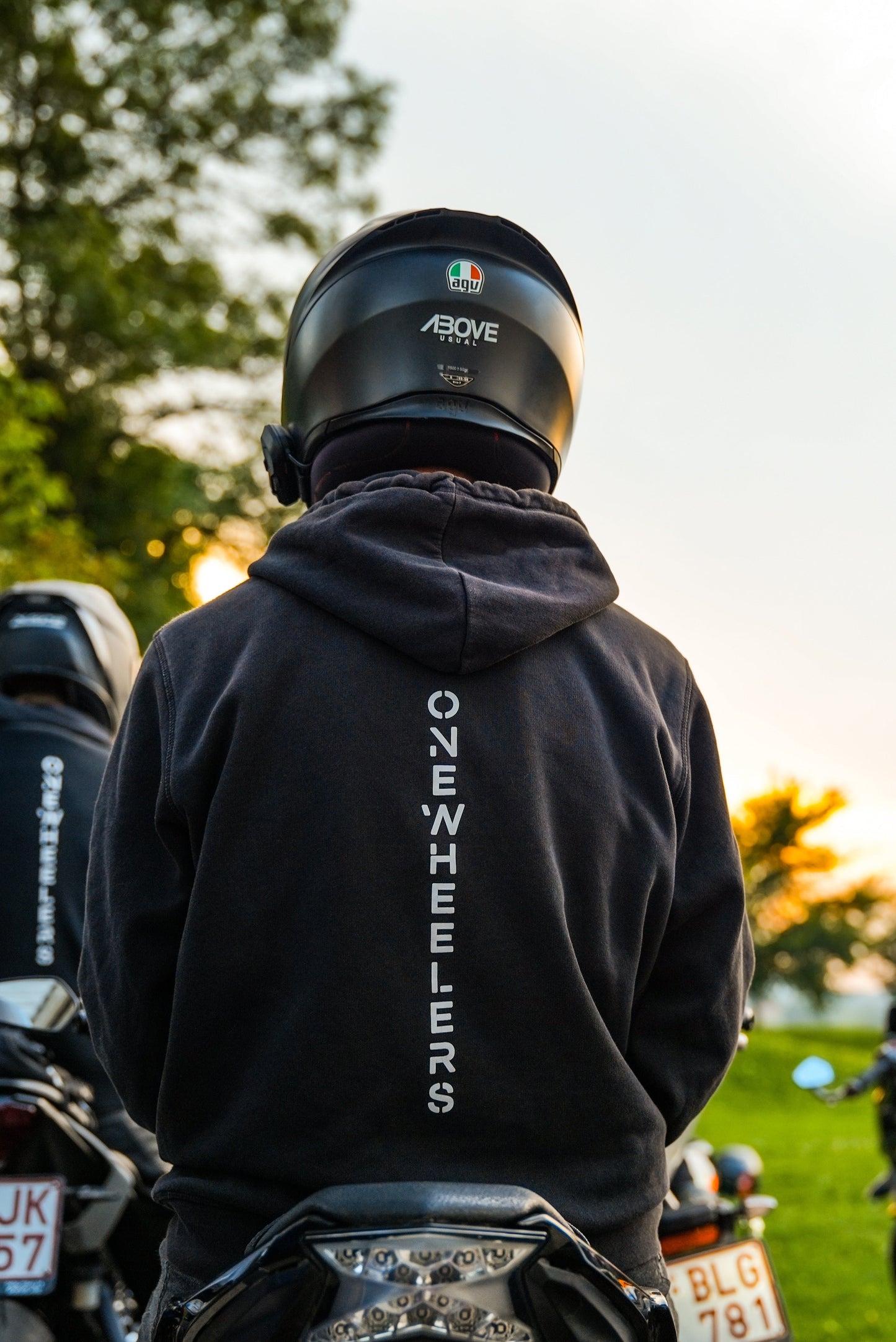 "ONEWHEELERS CREW" HOODIE