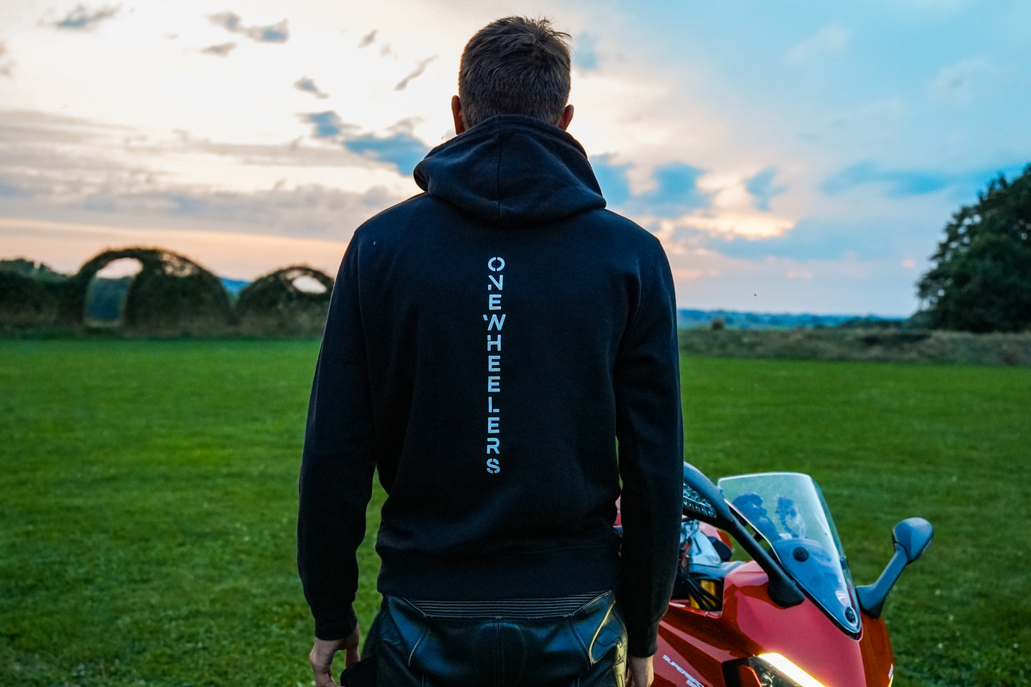 "ONEWHEELERS CREW" HOODIE