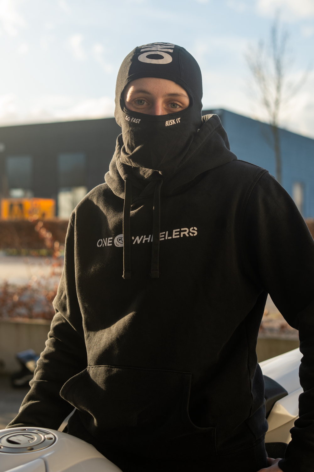 "ONEWHEELERS CREW" HOODIE