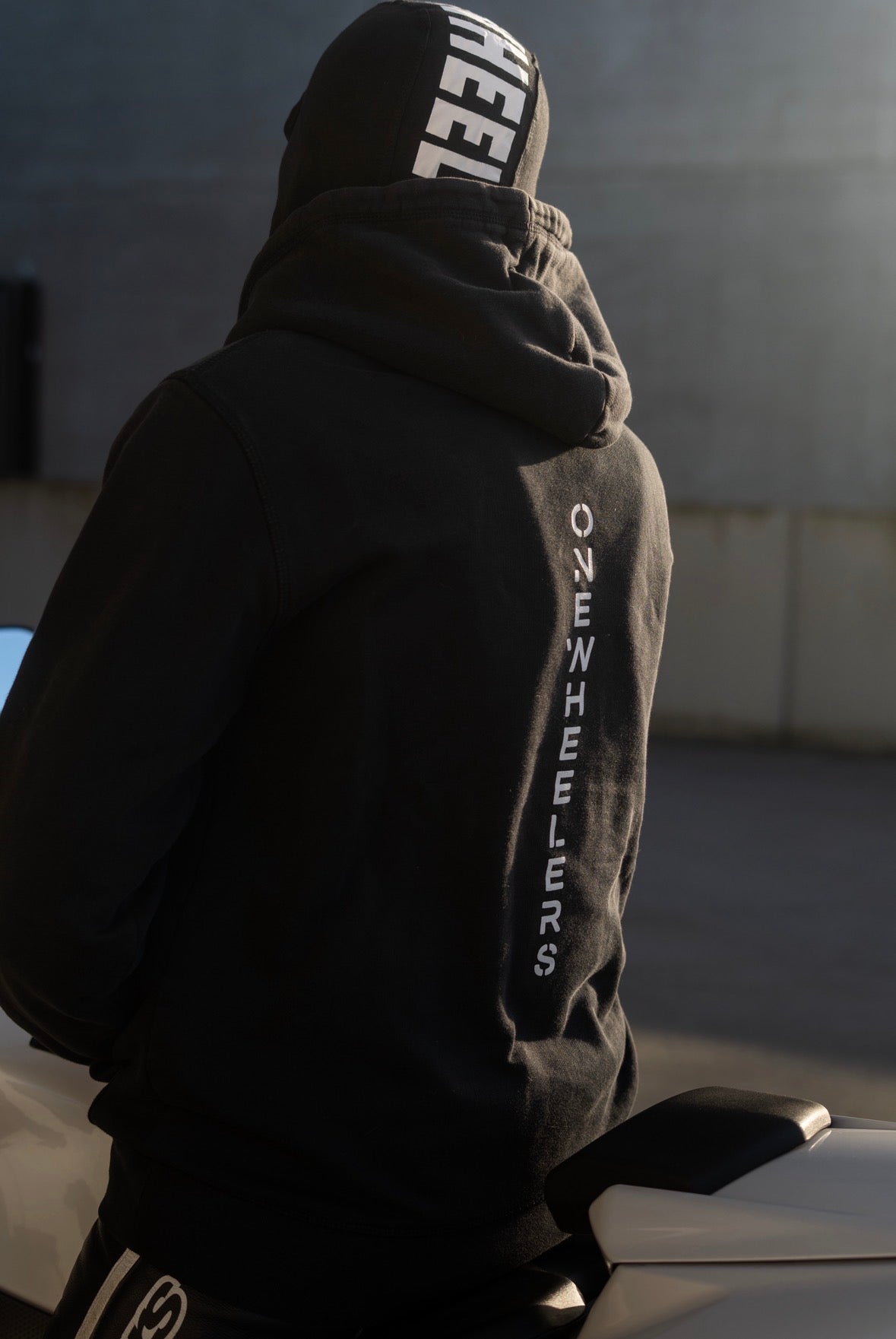 "ONEWHEELERS CREW" HOODIE